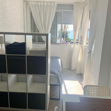 Ruselo Costa Apartment มาลากา ภายนอก รูปภาพ